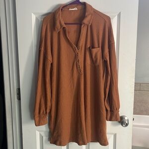 New In oversized long sleeve tunic size L